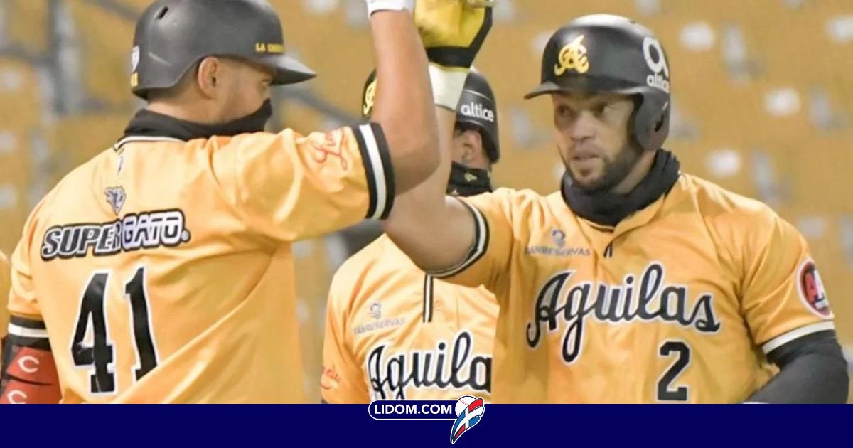Juan Carlos P rez H4 Con Bases Llenas Y Vuelve A Ser H roe De guilas juan-carlos-p-rez-h4-con-bases-llenas-y-vuelve-a-ser-h-roe-de-guilas