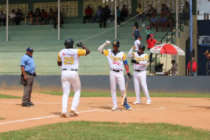 Granjeros de Moca ganan sus tres partidos y extienden invicto en Liga de Verano