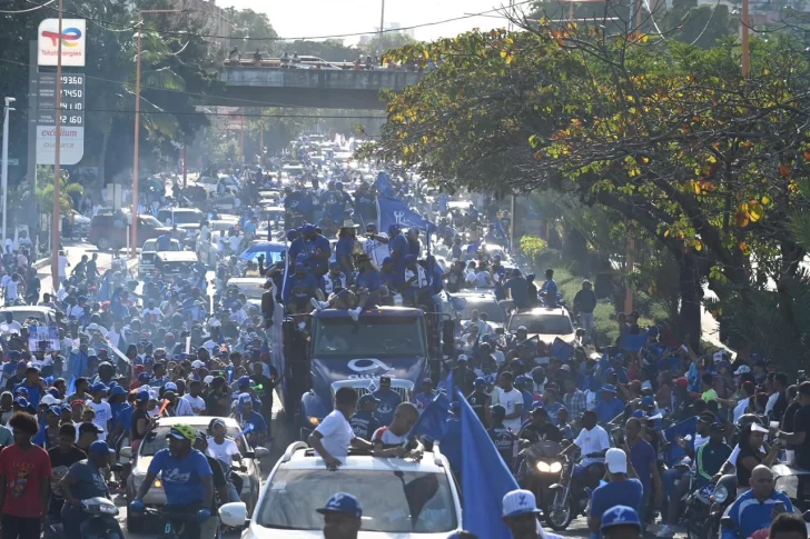 Licey celebra en grande la caravana del triunfo