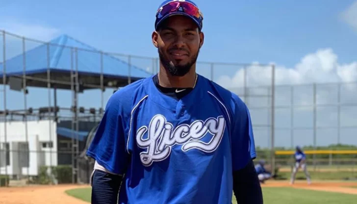 Gigantes firman a los agentes libres Carlos Franco y Frank Garcés Gigantes firman a los agentes libres Carlos Franco y Frank Garcés