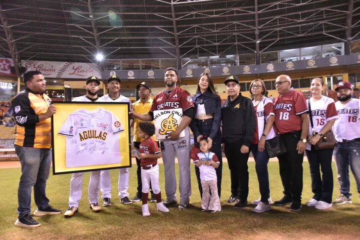 Nelson Cruz  agradeció el homenaje de las Águilas en Santiago