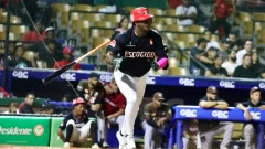 Jorge Mateo conecta jonrón en triunfo de los Leones sobre los Gigantes en Santo Domingo