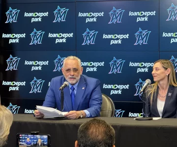 Miami Marlins y Lidom firman acuerdo de alianza estratégica