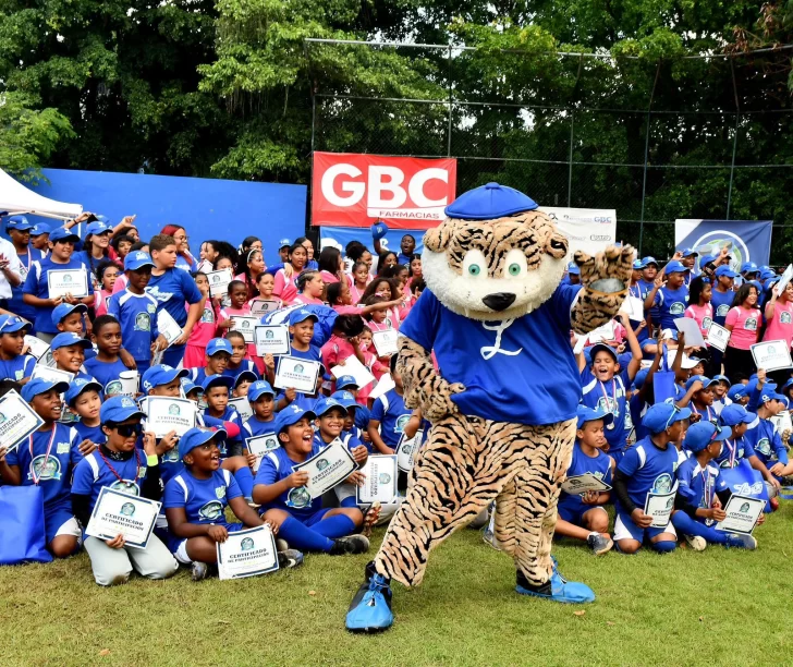 Licey Summer Camp cierra por todo lo alto !!