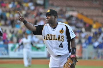 Águilas anuncian regreso de Miguel Tejada