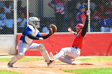 Escogido  derrota a Licey y sigue invicto en pretemporada