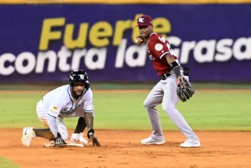 Los Gigantes ganan por segunda noche corrida al vencer a las Estrellas y están a medio del cuarto