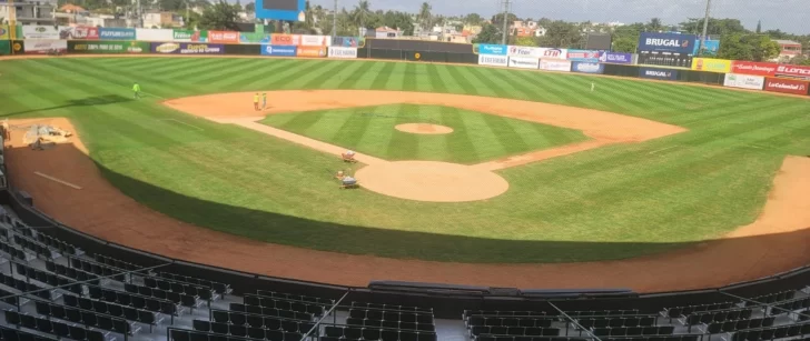 Estrellas reinauguran su Estadio Tetelo Vargas en Lidom