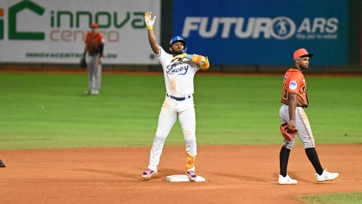 Liover Peguero decide el sexto triunfo en línea del Licey