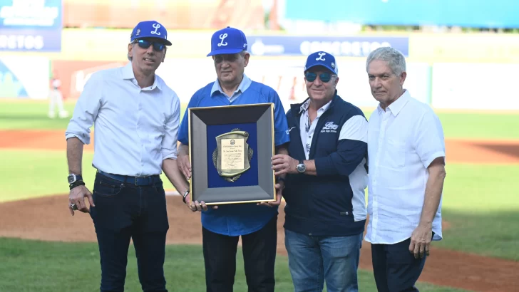 Licey rinde tributo al Dr Puello Herrera