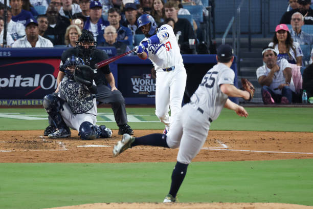 Teoscar Hernández dominicano 21 con jonrón en Serie Mundial