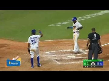 Daniel Johnson está caliente 🔥 ¡HOMERUN que trae otra vuelta más para los Tigres del Licey! 🐯🔥