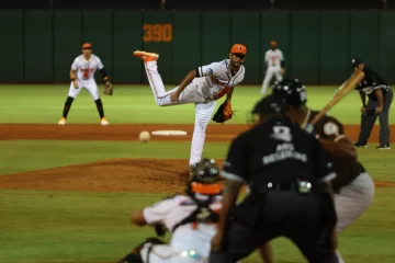 Esmil Rogers frena los bates de los Gigantes en triunfo de Toros 5-1