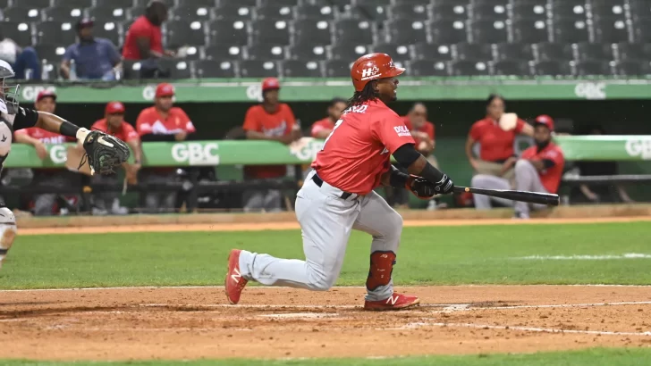 Jean Segura extiende a catorce su racha de juegos con hit