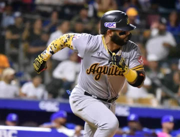 Jonathan Villar decide triunfo de Águilas antes del aguacero