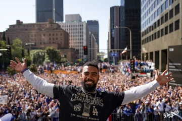 Teoscar Hernández agradeció a Los Ángeles por hacerlo campeón mundial