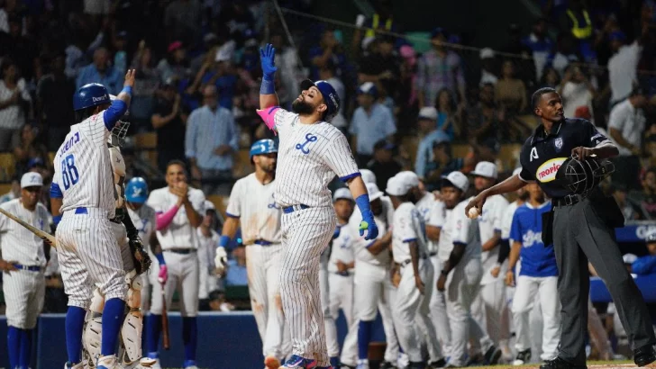 Michael de la Cruz y Jordan Lawlar jonronean; Tigres blanquean