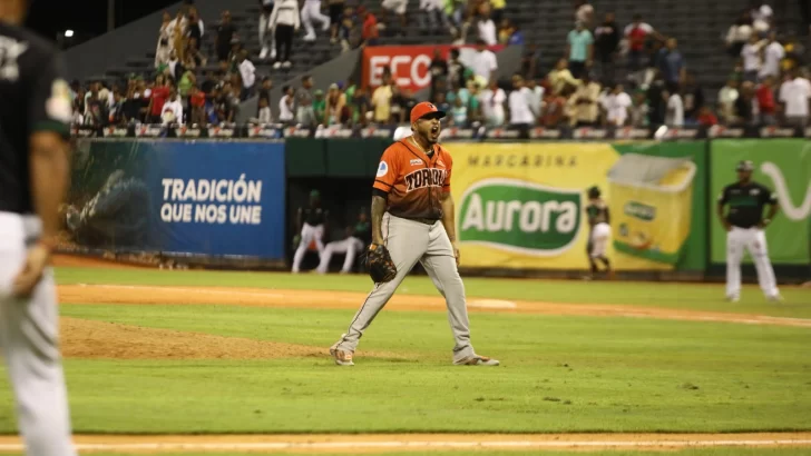 Los Toros detienen su racha negativa al vencer a las Estrellas en 11 entradas