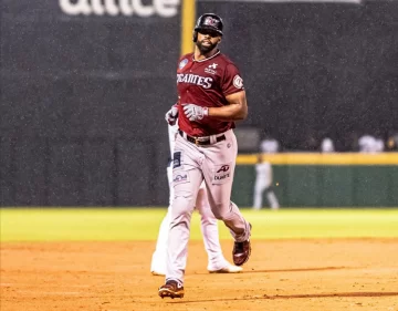 Carlos Peguero jonronea y Gigantes empatan en cuarto al vencen a Águilas en reducido partido debido a la lluvia