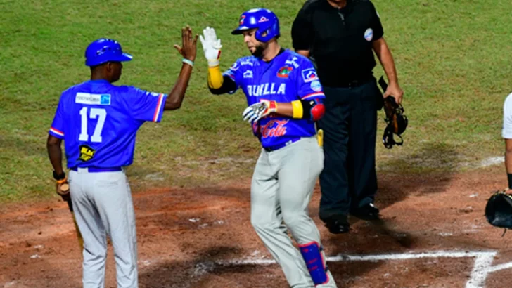 Con Grand Slam Stalmy Ureña es líder de jonrones en LPBC