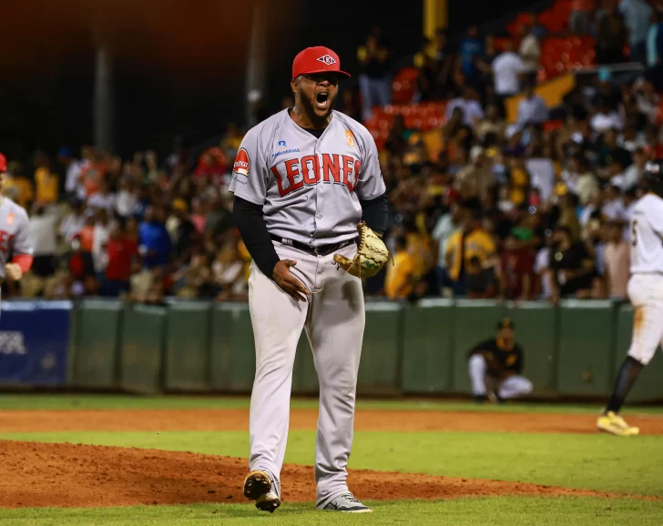 Leones consiguen su primera victoria del round robin