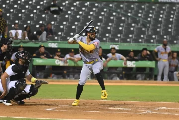 Águilas se despiden del round robin con un triunfo 7-6 sobre las Estrellas en 11 entradas