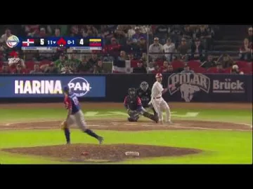 ¡Por ahí no! 💥🔥Gran atrapada de Jonathan Guzmán para cerrar el partido y llevarnos a la final 🇩🇴🙌🏻