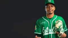 Águilas adquieren a lanzadores Edwin Uceta y Randy Vásquez. Águilas adquieren a lanzadores Edwin Uceta y Randy Vásquez.