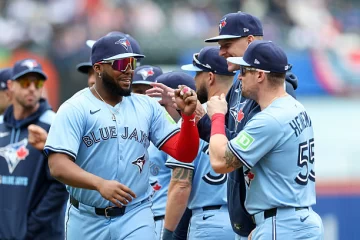 Fanáticos de los Mets aplauden a Vladimir Guerrero Jr