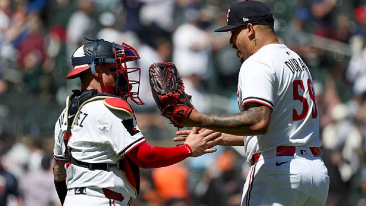 Jhoan Durán latino con más rescates