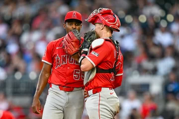 José Soriano se recupera con siete entradas en blanco