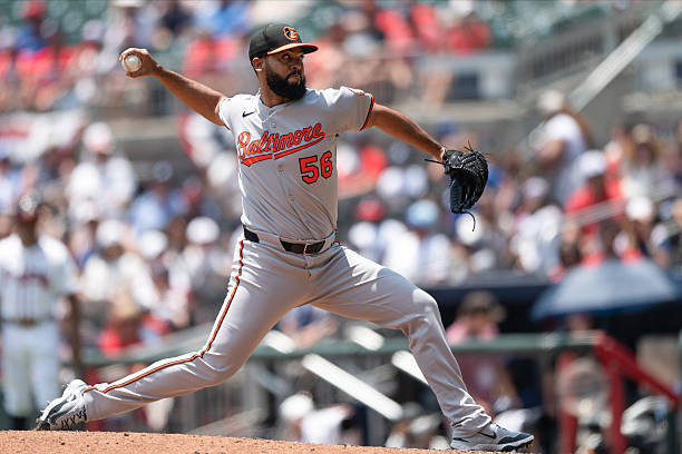 Seranthony Domínguez rescata juego 40 Seranthony Domínguez rescata juego 40