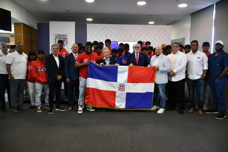 LIDOM abanderó al equipo para Serie del Caribe Kids 2025 LIDOM abanderó al equipo para Serie del Caribe Kids 2025