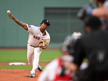 Brayan Bello fuerte de nuevo en su octava victoria