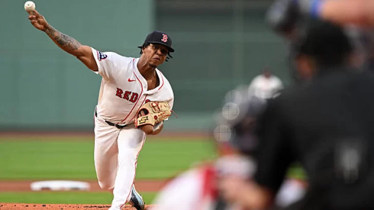 Brayan Bello fuerte de nuevo en su octava victoria