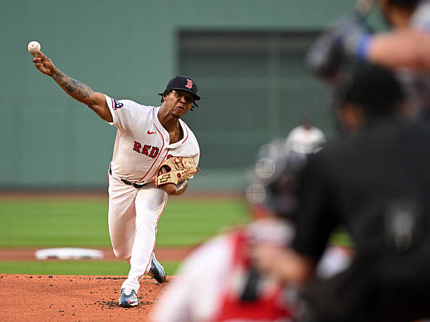 Brayan Bello fuerte de nuevo en su octava victoria