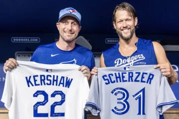 ¡Qué momento tan especial para el béisbol! ¡Qué momento tan especial para el béisbol!