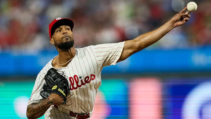 Cristopher Sánchez tercero con diez triunfos