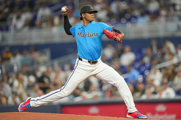 Edward Cabrera ganó octavo duelo de dominicanos