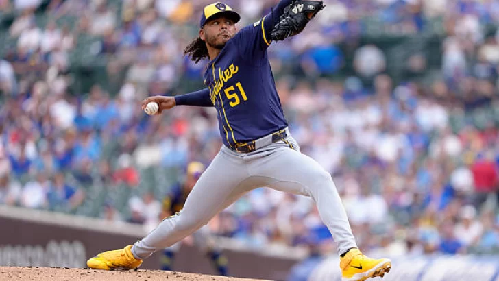 Freddy Peralta le pasa a Cutá y está a uno de Borbón