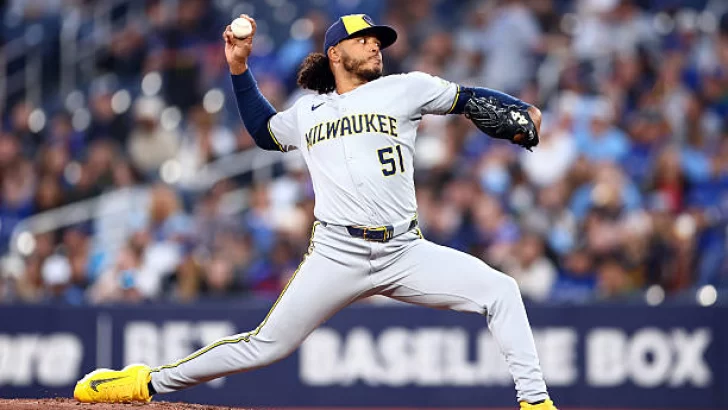 Peralta con su triunfo 69 empata con Borbón