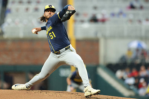 Freddy Peralta aplazado para el  martes