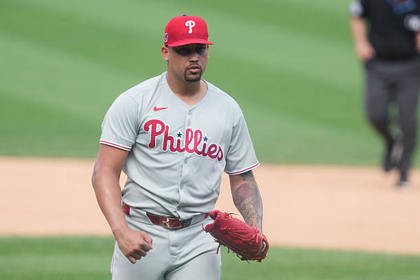 Jhoan Durán a un salvamento de Pedro Borbón   