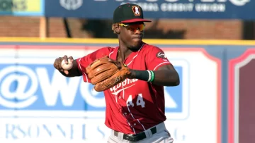 Oneil Cruz  con triple y remolcada en rehabilitación AA