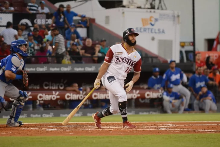 Dejan libre a 14 jugadores Dejan libre a 14 jugadores