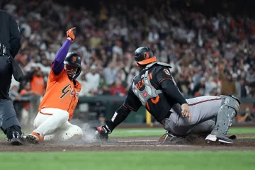 Willy Adames mantiene su racha con cuatro hits