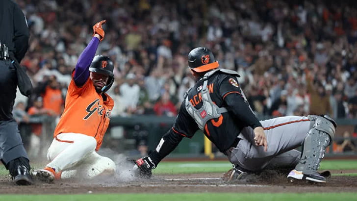 Willy Adames mantiene su racha con cuatro hits