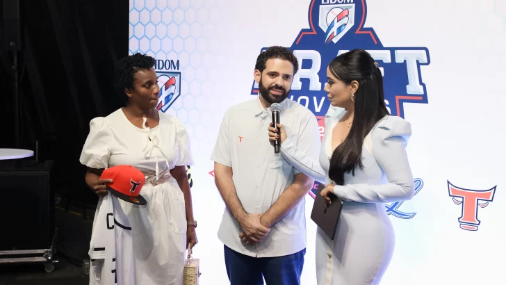 Toros hacen de Felnin Celestén su primer pick en el Draft