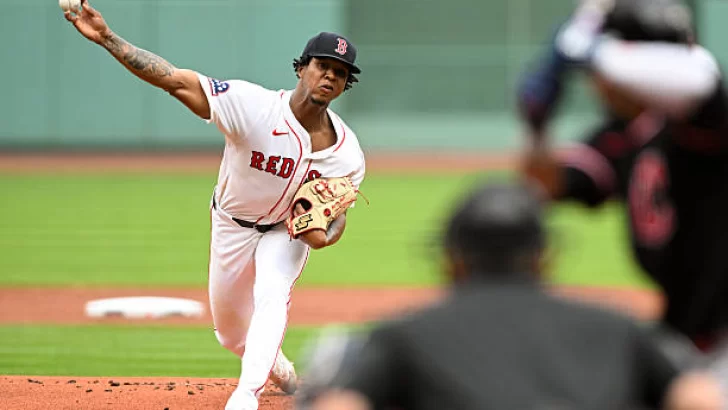 Brayan Bello empata con Guillermo Mota