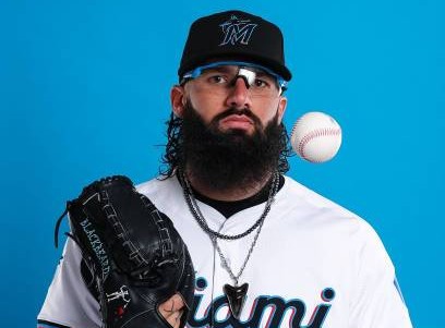 Anuncian al lanzador zurdo Devin Smeltzer, primer importado